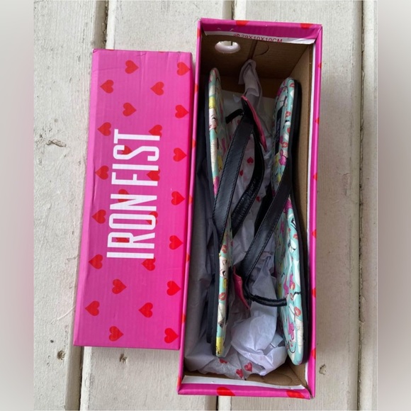 5 NEW Iron Fist Doll Sandals - Picture 4 of 5